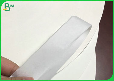 อาหารเกรด 32 มม. 44 มม. กว้าง 28 แกรมม้วนกระดาษคราฟท์สีขาวสำหรับกระดาษห่อฟาง