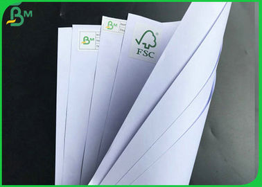 1000mm 60gsm 70gsm 80gsm FSC ได้รับการรับรองกระดาษสีขาวหนังสือโรงเรียนในม้วน