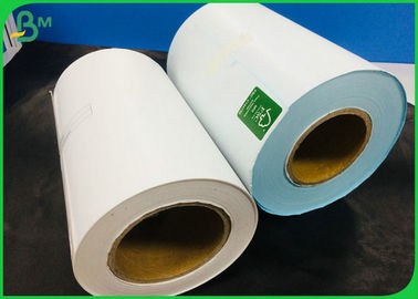 กันน้ำ Oilproof 140GSM ม้วนกระดาษสติกเกอร์ความร้อนสำหรับการพิมพ์
