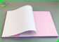 ม้วนกระดาษถ่ายเอกสารไร้คาร์บอนแบบต่อเนื่องสีชมพูสีน้ำเงินสีขาว 48g สำหรับพิมพ์บิล