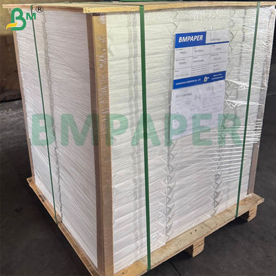 กระดาษแกนดำ 300 แกรม หนา 0.3 มม. สำหรับสร้างไพ่ 216 x 279 มม.