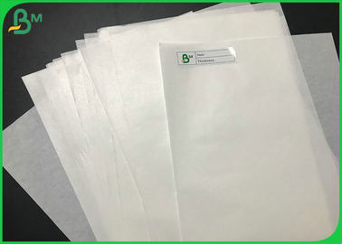 30G 35G กระดาษห่ออาหารขาวได้รับการรับรองจาก FDA ม้วนกระดาษคราฟท์สำหรับบรรจุขนม