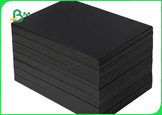 300gsm 350gsm กระดาษสีดำสำหรับอัลบั้มภาพความต้านทานการพับที่ดี