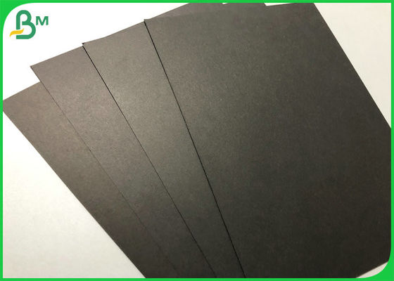 Smooth 12 x 12 '' ในแผ่นกระดาษหนา 300 แกรมสีดำสำหรับ ScrapBooking