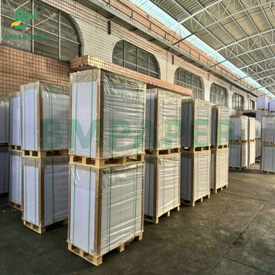 120 กรัม 150 กรัม กระดาษครัฟท์สีขาวรีไซเคิล สําหรับกระเป๋าช้อปปิ้ง 66 ซม.