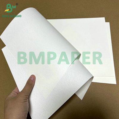70gr 80gr ความแข็งแรงในการฉีกกระดาษผิวขาวสําหรับถุงซีเมนต์ 720MM 820MM