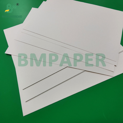 200 กรัม 250 กรัม กระดาษไครฟอฟท์สีขาว สําหรับกระเป๋าช้อปปิ้ง กันน้ําตา 72 x 102 ซม