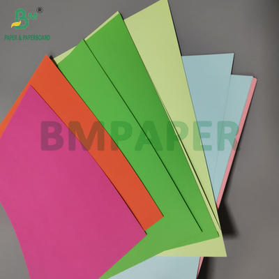 80 กรัม 110 กรัม กระดาษบริสตอลสีไม่เคลือบ สําหรับงานมือของโรงเรียน 61 x 86 ซม.