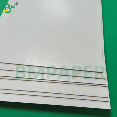 1500 กรัม กระดาษแข็งสีขาวไร้กรด 75 X 100 ซม.
