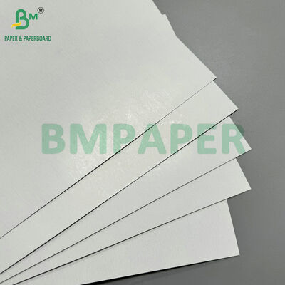หนา ความแข็งแรงสูง เนื้อดํา 310gsm 320gsm กระดาษไพ่เล่นสําหรับผู้ผลิตเกมพนัน