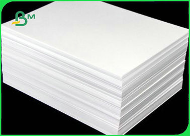 270 กรัม 300 กรัม C1S กระดาษช้างขนาดใหญ่ พับ 700 * 1000 มม