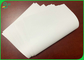 กระดาษไร้กระดาษสีขาวเรียบ 50 แกรมกระดาษออฟเซ็ตที่ไม่เคลือบสี 787 มม. ในม้วน