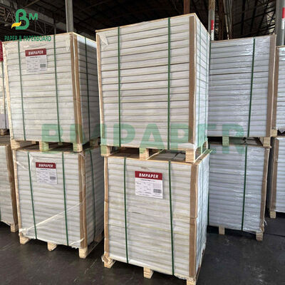 กระดาษซับซับบริสุทธิ์จากเยื่อไม้ 1.6 มม. 1.7 มม. 1.8 มม. สีขาวสำหรับทำถ้วยรองแก้ว 66 x 106 ซม.